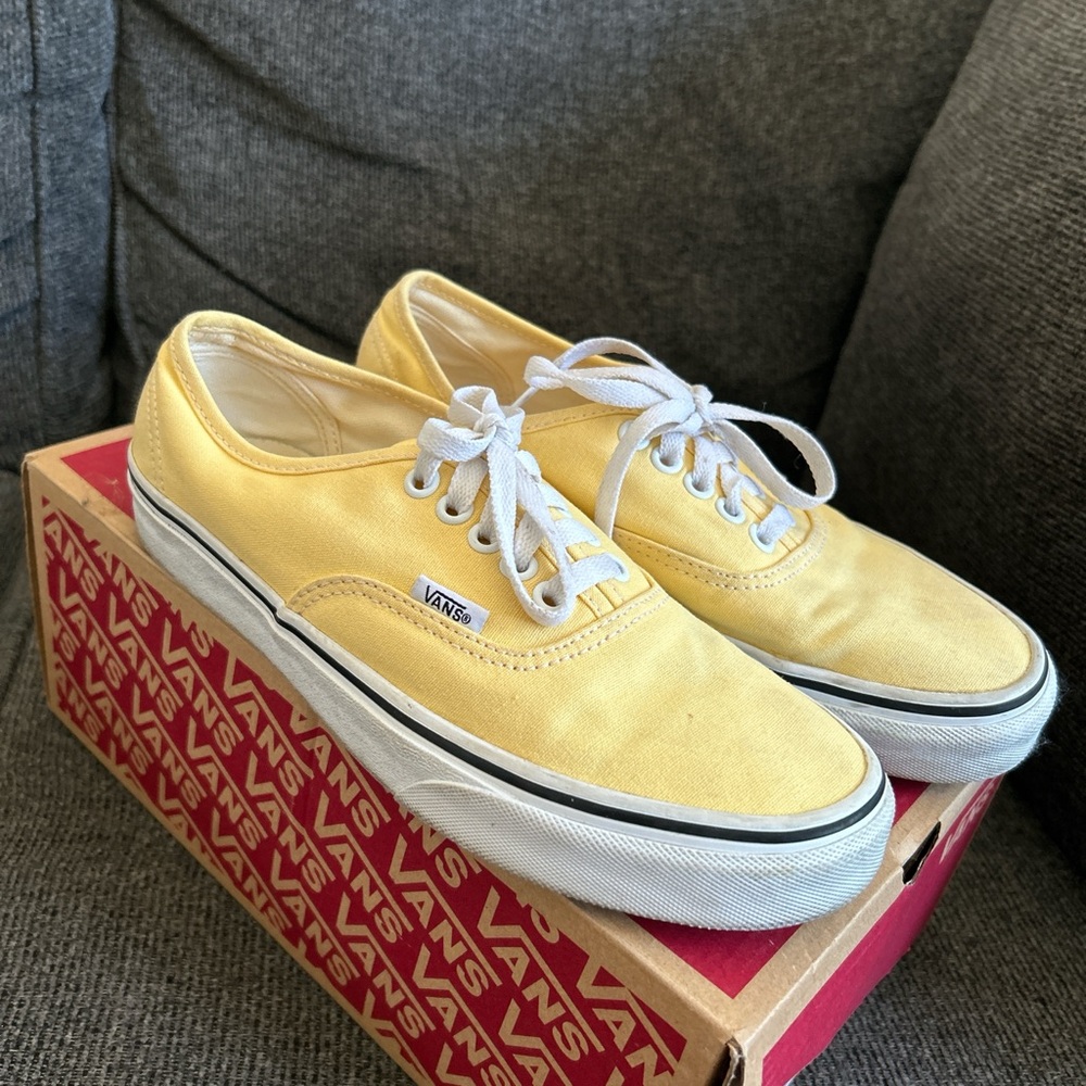 Pastel vans